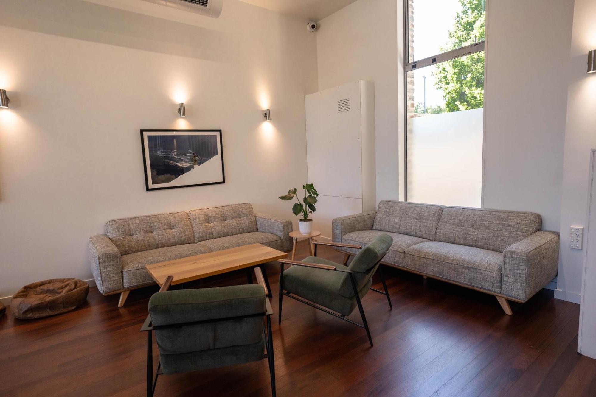 The Brownston Hostel Wanaka Exterior foto