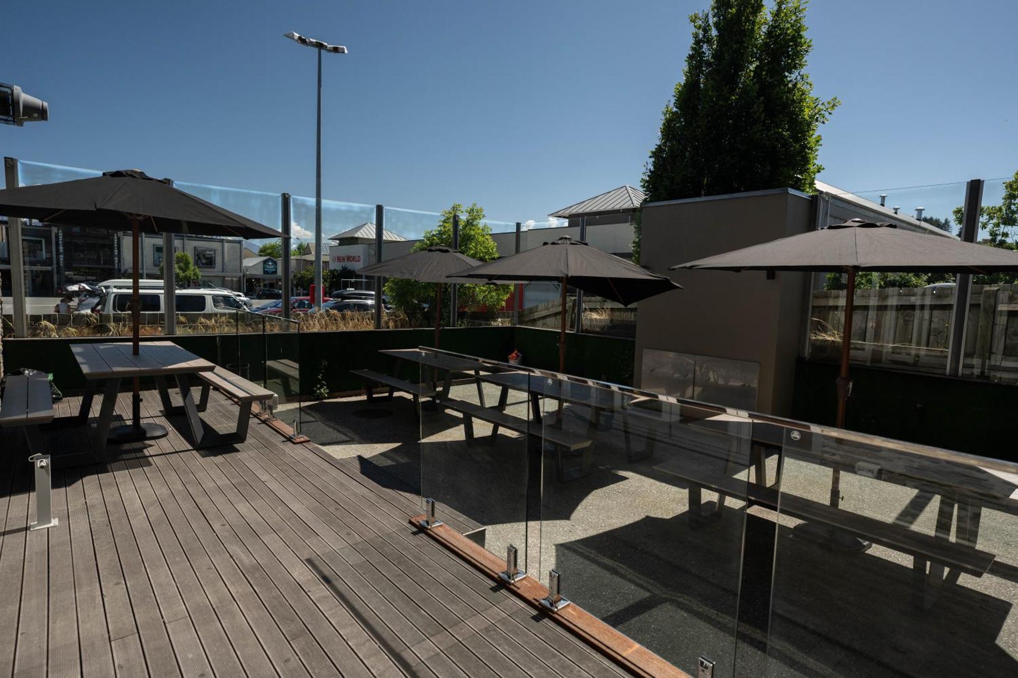 The Brownston Hostel Wanaka Exterior foto
