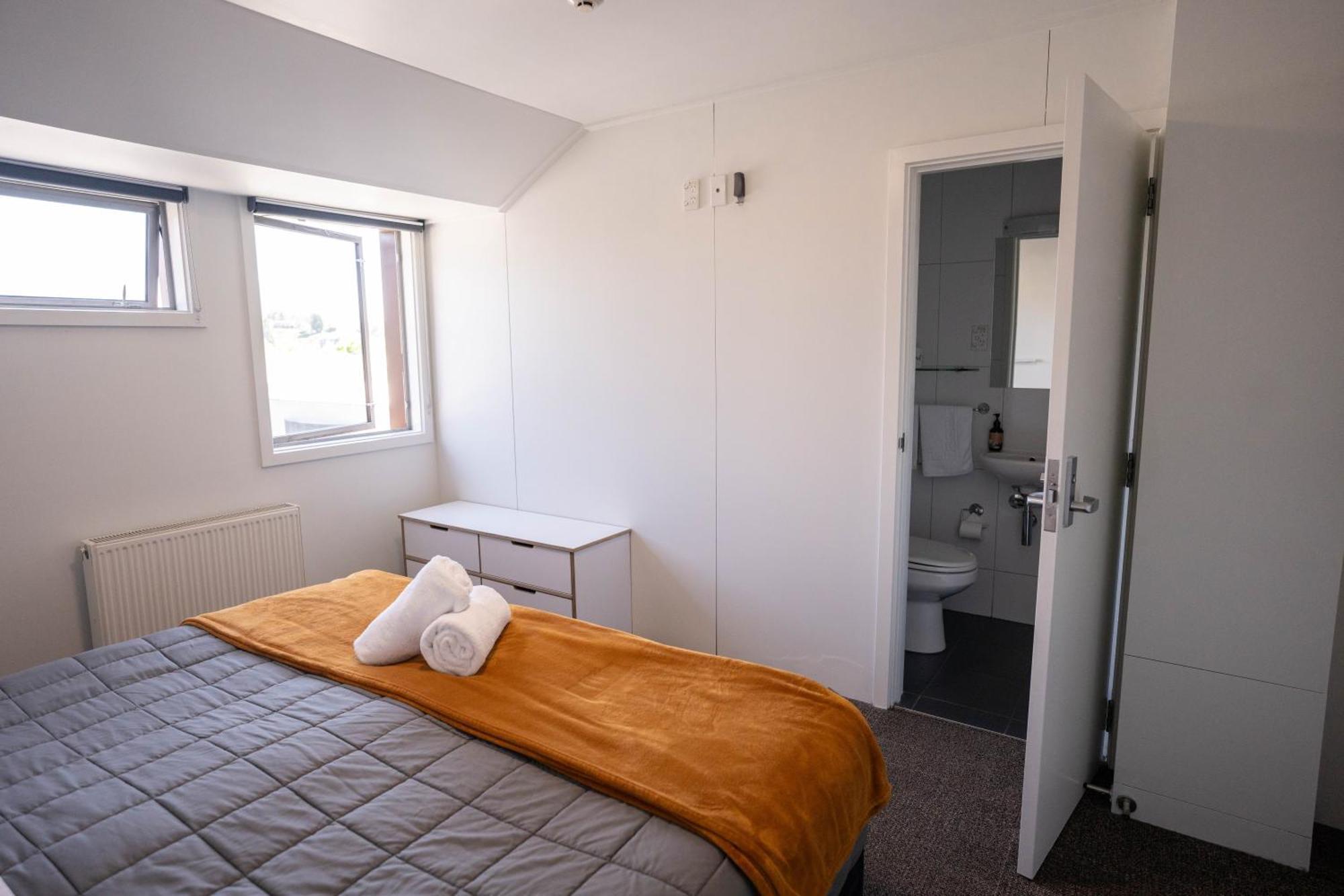 The Brownston Hostel Wanaka Exterior foto